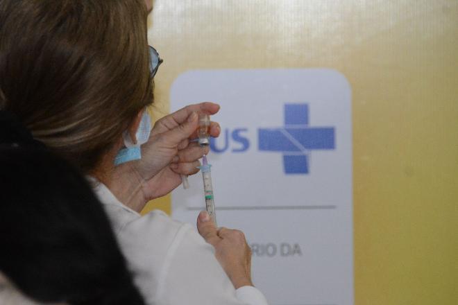 Saúde propõe mutirão e dia “D” de vacinação contra Covid-19 em Mato Grosso do Sul