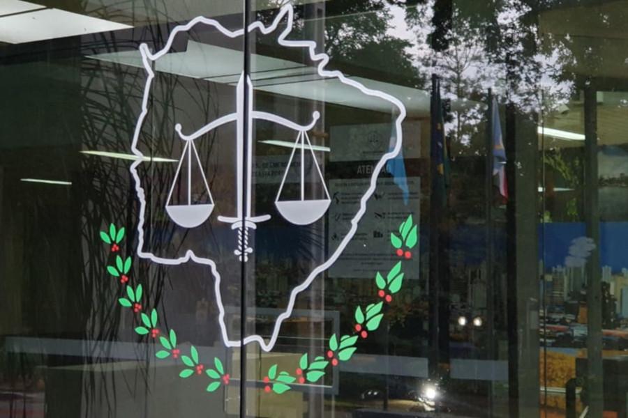 Judiciário de MS retoma 100% dos serviços presenciais Judiciário de MS retoma 100% dos serviços presenciais
