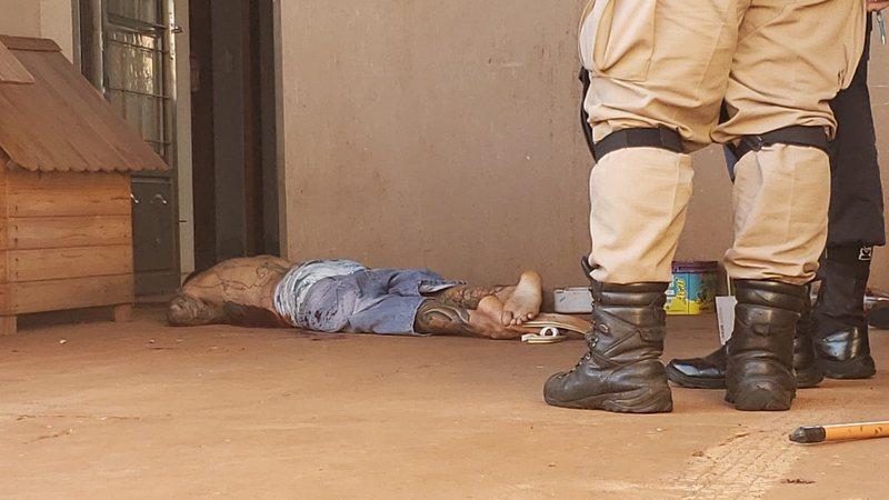 Morto na varanda de casa teria sido assassinado por acerto com PCC