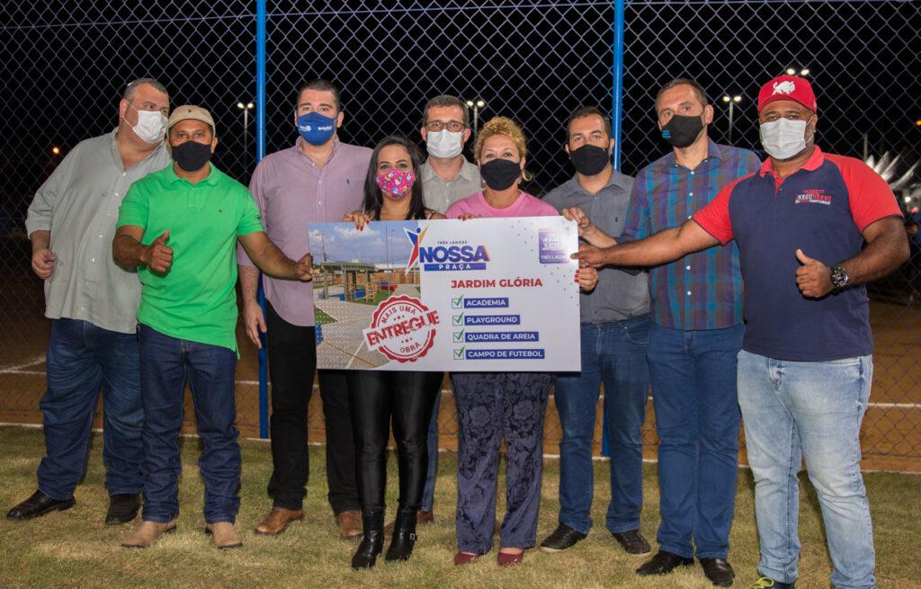 Vereadores de Três Lagoas prestigiam inauguração da praça Jardim Glória