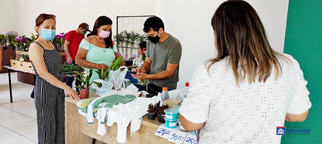 Orquidário Santa Ana realiza feira de orquídeas em Três Lagoas