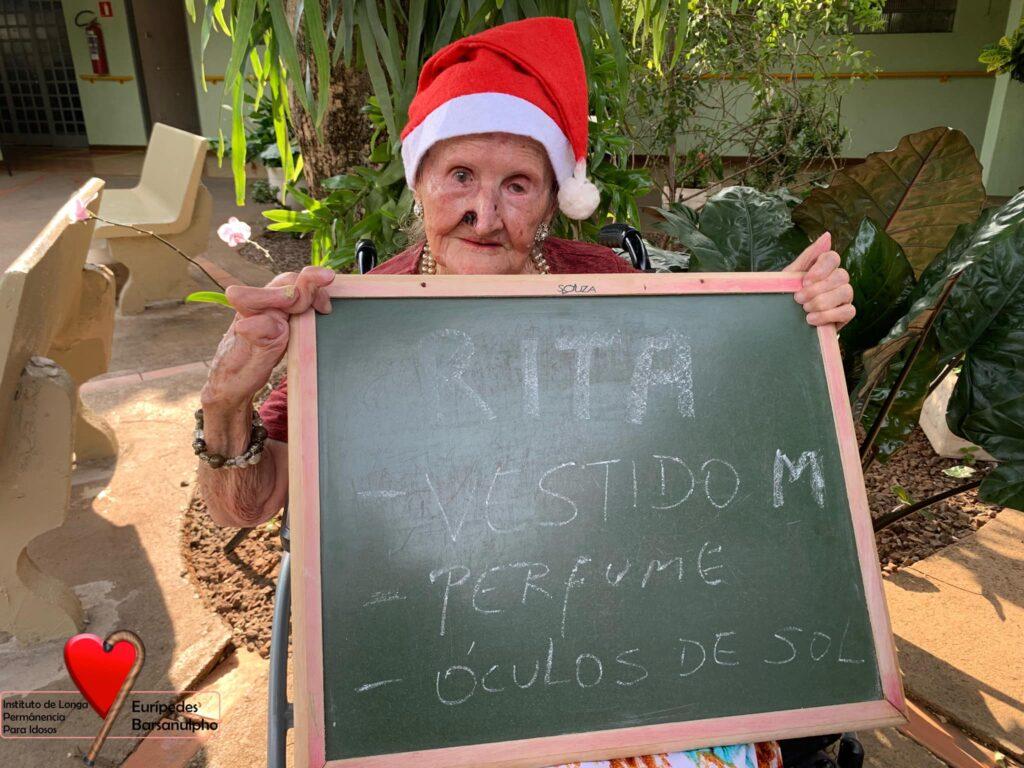 Campanha “Natal de Luz” leva amor e afeto ao Lar dos Idosos de Três Lagoas