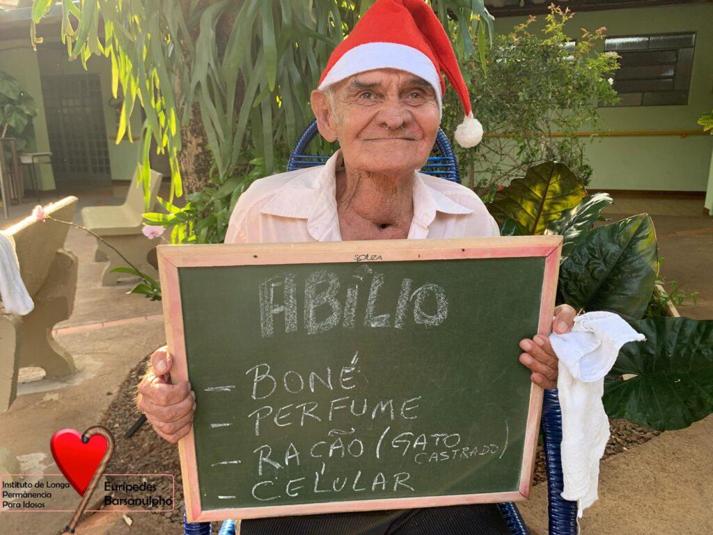 Campanha “Natal de Luz” leva amor e afeto ao Lar dos Idosos de Três Lagoas