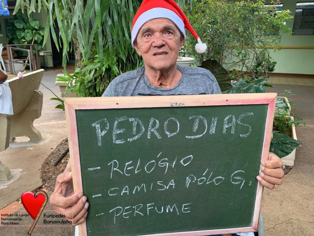 Campanha “Natal de Luz” leva amor e afeto ao Lar dos Idosos de Três Lagoas