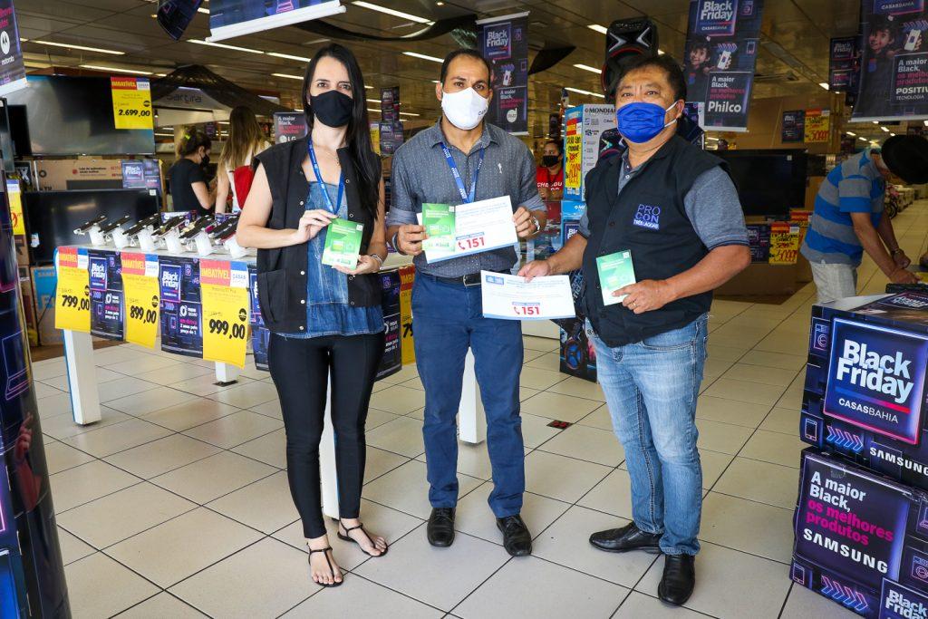 PROCON nas Ruas finaliza ação com 100% de lojas do Centro visitadas