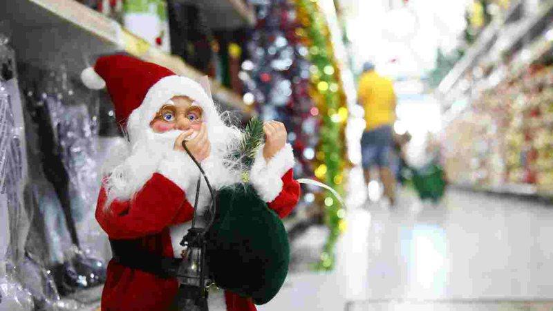 Em tempos de crise, saiba como decorar sua casa para o Natal com até R$ 100