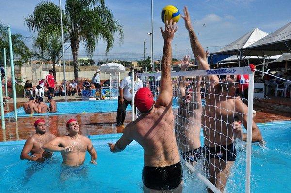 Inscrições para Festival de Voleibol na Piscina (biribol) terminam nesta sexta-feira (17) Inscrições para Festival de Voleibol na Piscina (biribol) terminam nesta sexta-feira (17)