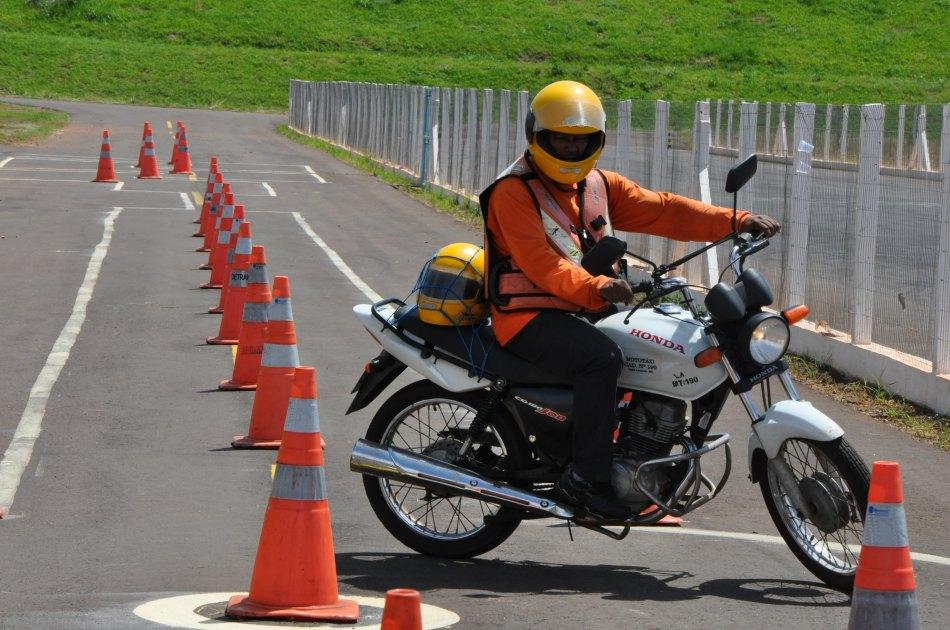 Prefeitura abre pré-cadastro para mototaxista, saiba como participar