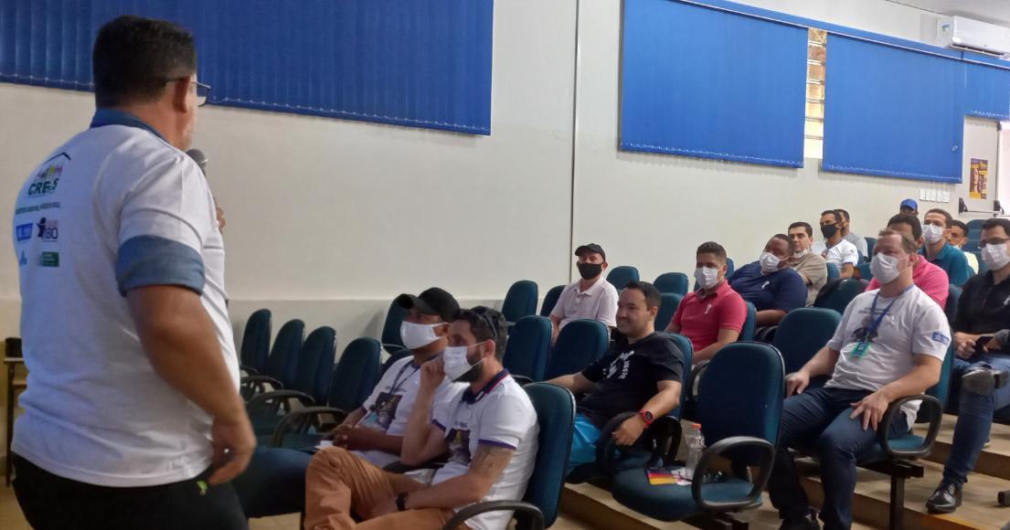 SMAS realiza palestra voltada aos homens pelo fim da violência contra a mulher