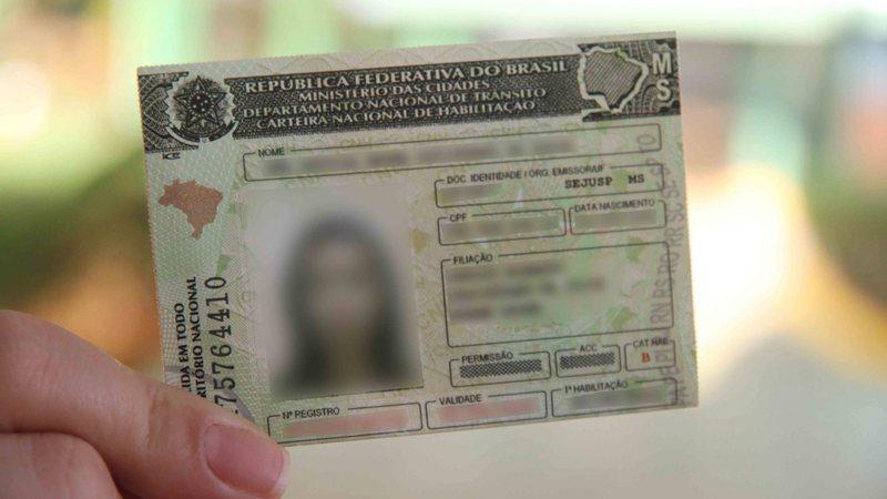 Acaba nesta segunda-feira prazo renovação de CNH vencida em janeiro de 2021