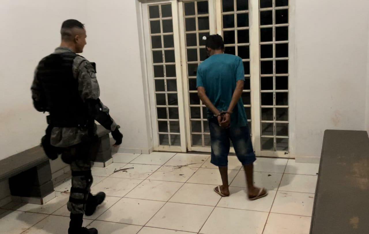 GETAM prende homem que tentava esconder ar condicionado furtado no Novo Aeroporto GETAM prende homem que tentava esconder ar condicionado furtado no Novo Aeroporto