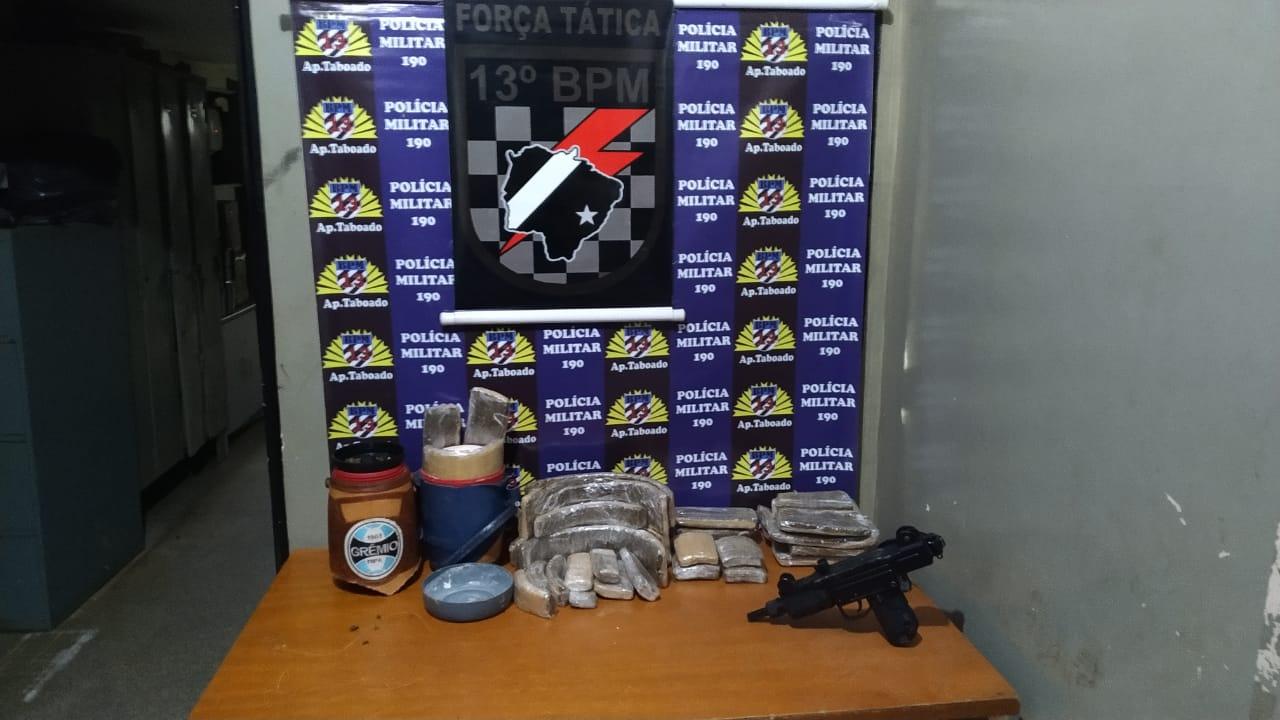 Polícia Militar prende mulher com mais de 7 quilos de maconha em Aparecida do Taboado Polícia Militar prende mulher com mais de 7 quilos de maconha em Aparecida do Taboado