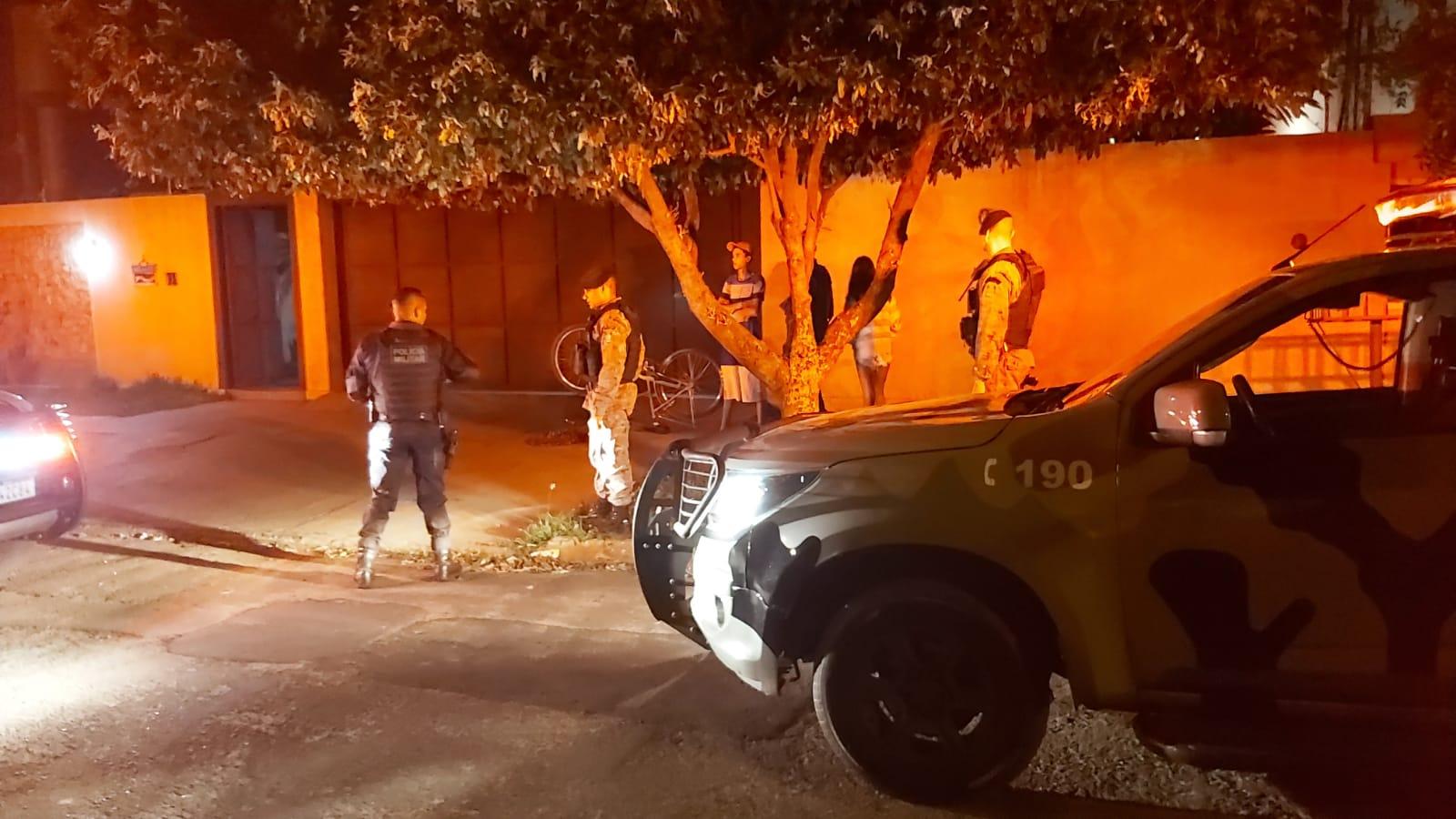 Polícia Militar reforça abordagem policial no bairro Santos Dumont, em Três Lagoas (MS)