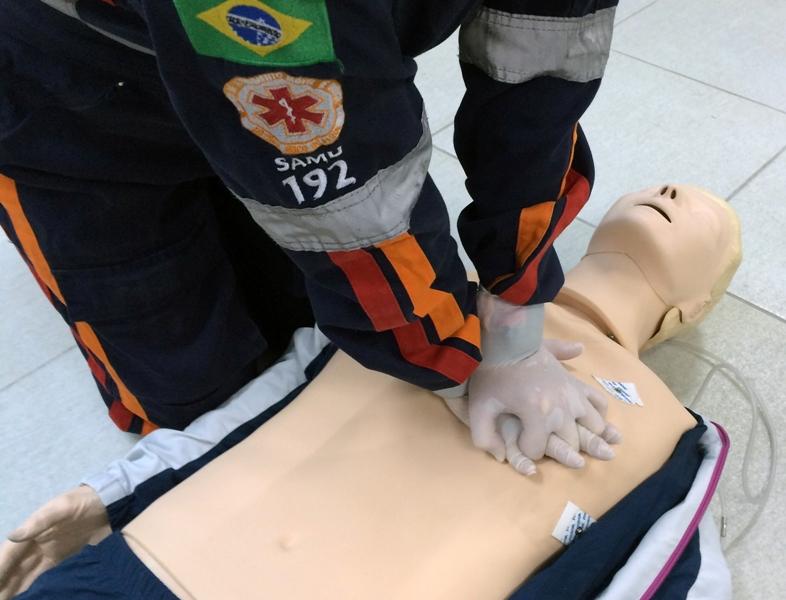 SAMU organiza treinamento gratuito de socorro à parada cardiorrespiratória no Shopping Três Lagoas SAMU organiza treinamento gratuito de socorro à parada cardiorrespiratória no Shopping Três Lagoas