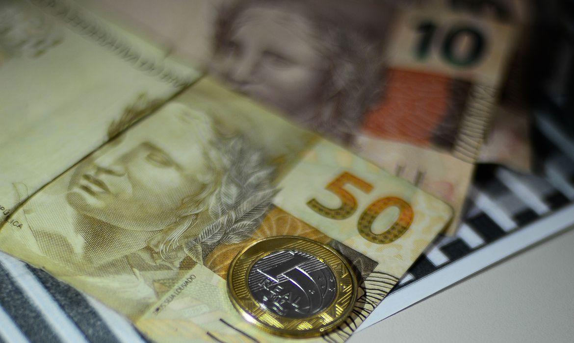 Teto do seguro-desemprego sobe para R$ 2.106,08 após reajuste em 10,16%
