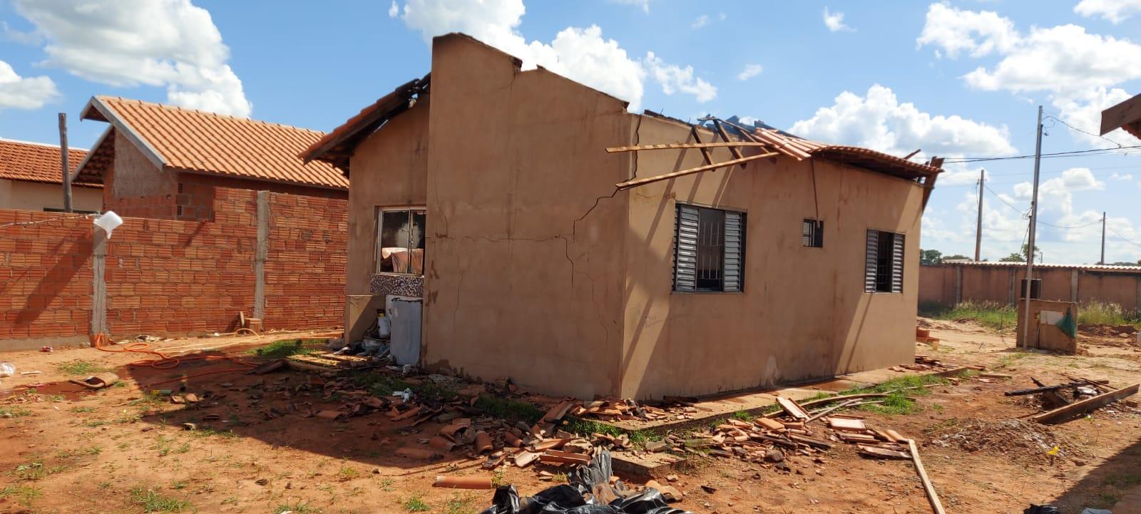 Com apoio da Polícia Militar, Polícia Civil prende suspeito de incendiar casa de ex-companheira