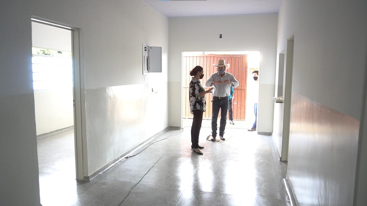 Em fase final, obra de Escola Rural de Arapuá estará pronta para início do ano letivo em março
