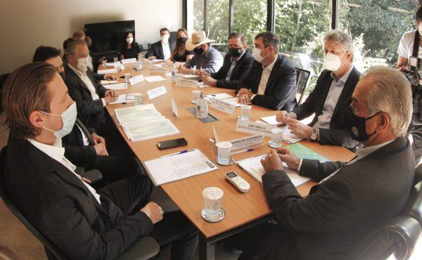 Prefeito Angelo Guerreiro participa de reunião com compradora da UFN3 Prefeito Angelo Guerreiro participa de reunião com compradora da UFN3