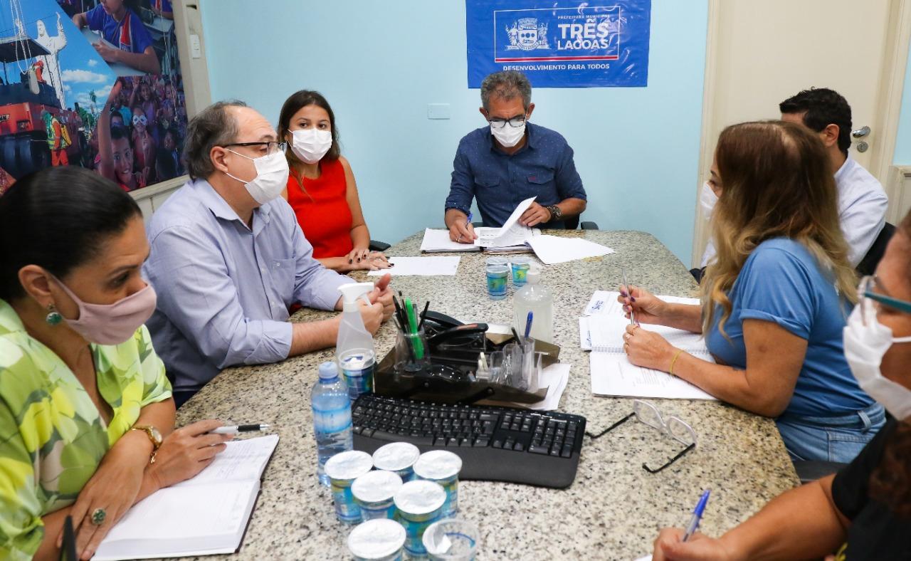 Prefeitura promoveu reunião com SINTED para discutir reajuste anual da categoria