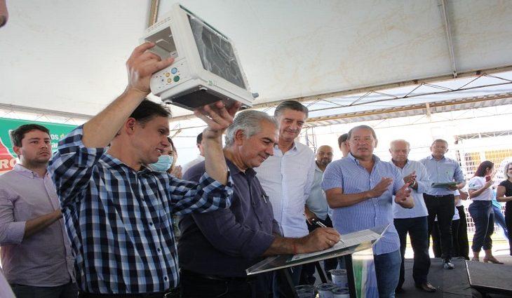 Em Paranaíba, Reinaldo Azambuja equipa, abre leitos de UTI e anuncia reforma da Santa Casa de Misericórdia Em Paranaíba, Reinaldo Azambuja equipa, abre leitos de UTI e anuncia reforma da Santa Casa de Misericórdia