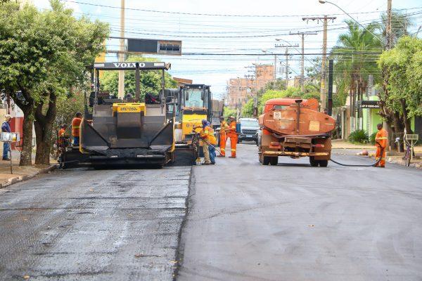 Prefeitura realiza obras de recuperação e recapeamento do pavimento da Rua Elvírio Mario Mancini