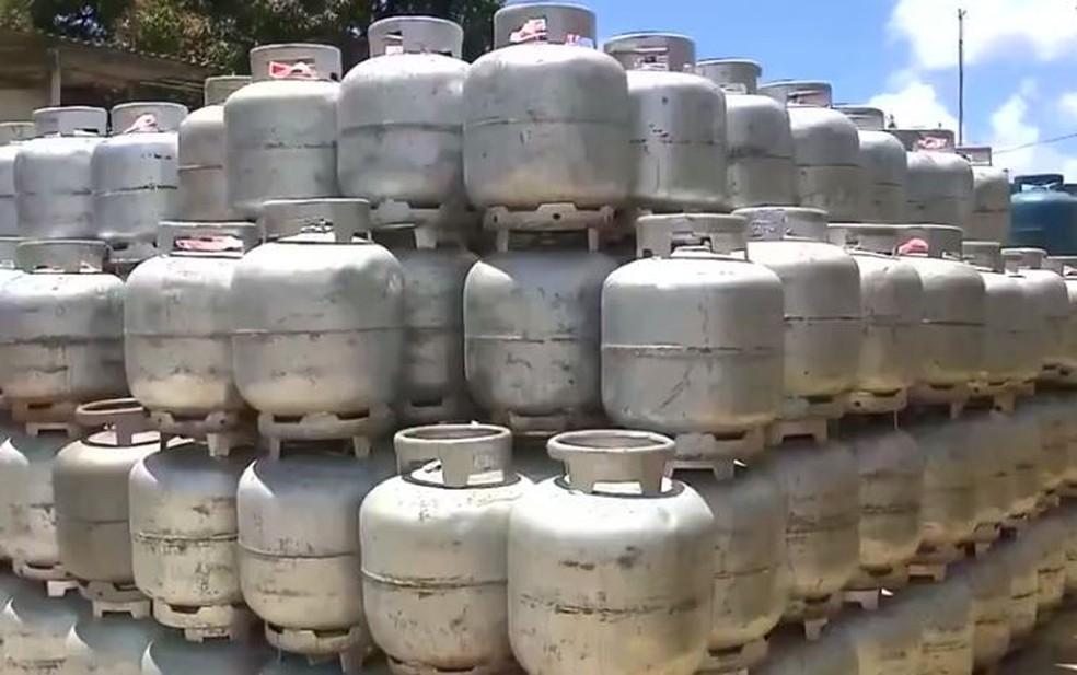 Pesquisa do PROCON TL atualiza preços do gás de cozinha e água mineral em Três Lagoas