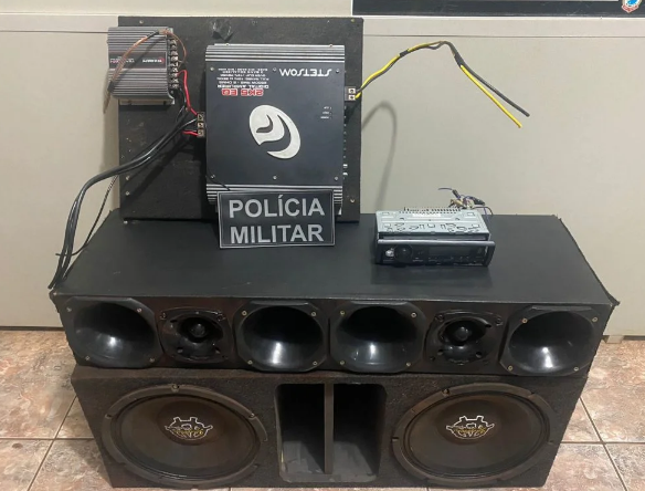 Polícia Militar conduz homem para a delegacia por perturbação do sossego em Nova Andradina
