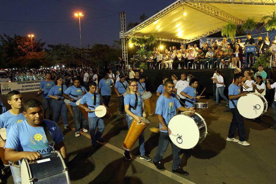 Estão abertas as inscrições para participação no Desfile de aniversário de Três Lagoas, veja quem pode participar Estão abertas as inscrições para participação no Desfile de aniversário de Três Lagoas, veja quem pode participar