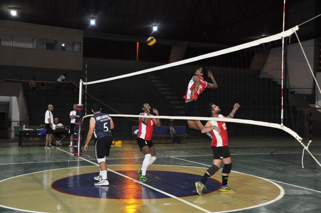 Estão abertas inscrições para curso de capacitação em Voleibol em Três Lagoas