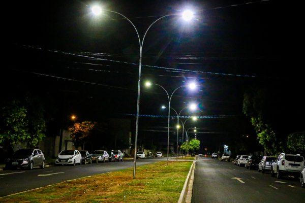 MAIS UMA – Avenida Baldomero Leituga passa a contar com iluminação em LED
