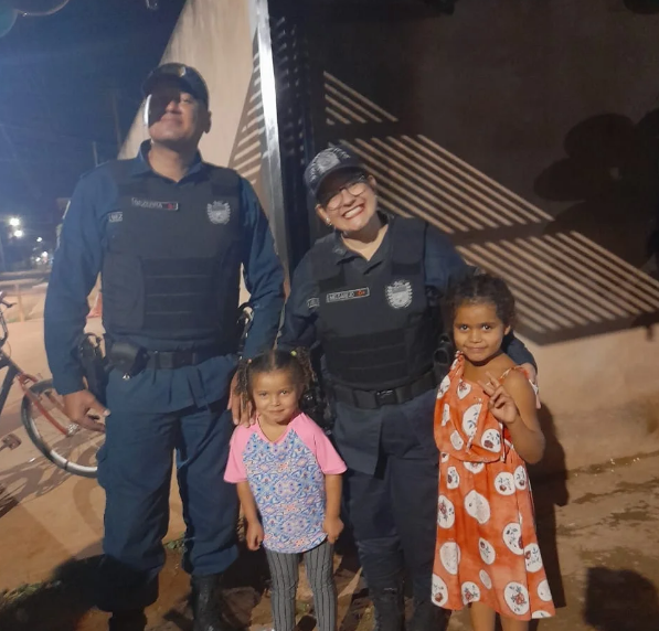 Polícia Militar prestigia aniversário de criança na região da 10ªCIPM Polícia Militar prestigia aniversário de criança na região da 10ªCIPM
