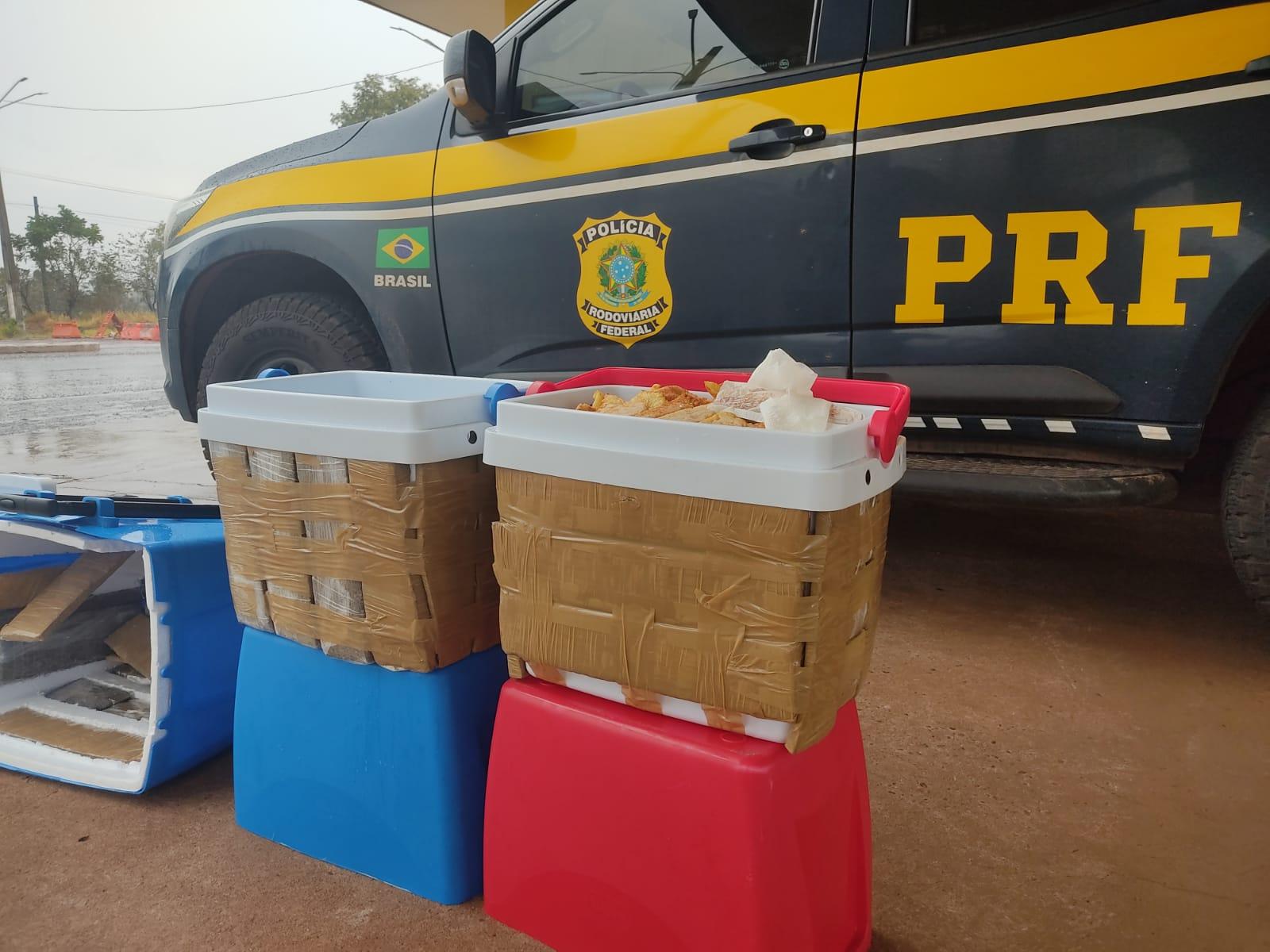 Menor é apreendido com tabletes de maconha pela PRF