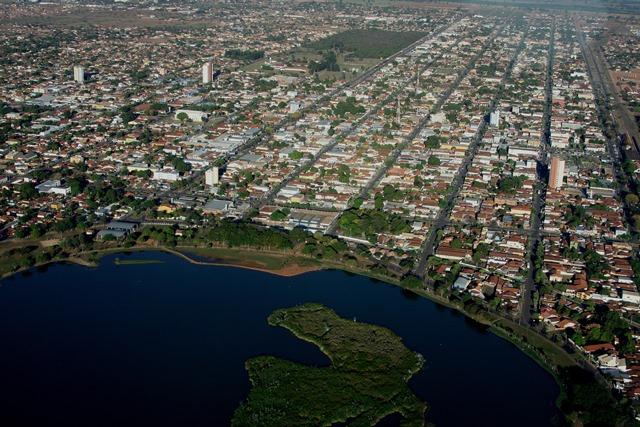 Semana começa quente e com possibilidade de chuva; temperatura em Três Lagos deve chegar aos 35ºC