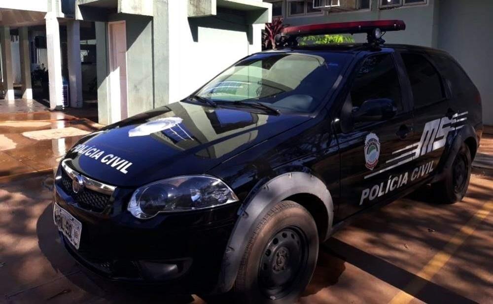 Bêbado, inquilino agride proprietária depois de urinar em chão de casa