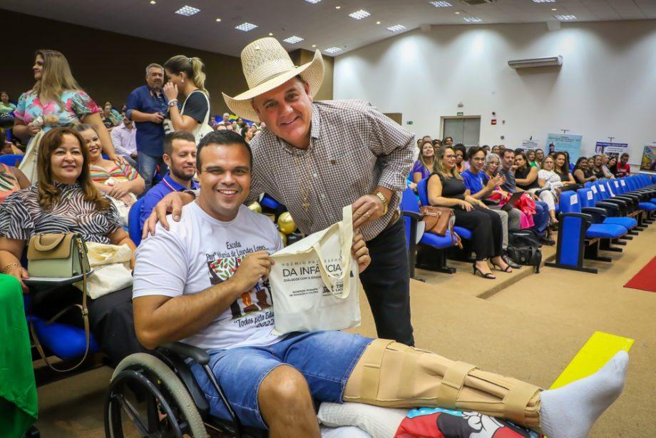 Emoção e alegria marcam entrega da 3ª edição do Prêmio Professor da Infância