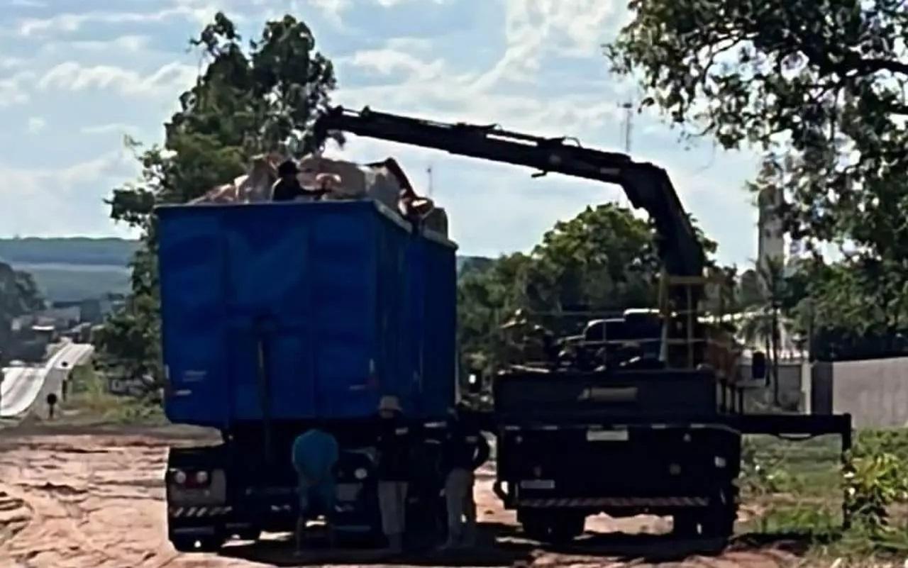 PRF apreende carreta com mais de 15 toneladas de fios de cobre na BR-262