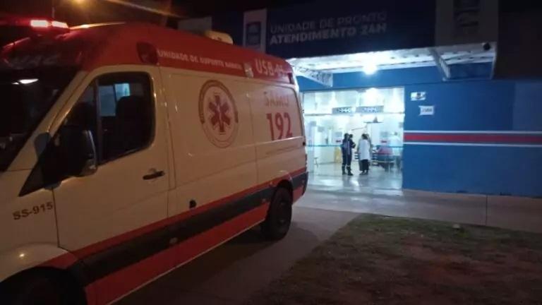Motorista que causou acidente deixa duas pessoas gravemente feridas e foge do local Motorista que causou acidente deixa duas pessoas gravemente feridas e foge do local