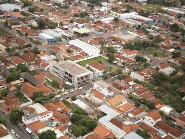 Em Aparecida do Taboado, acidente entre carro e moto mata jovem  
