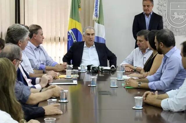Servidores do Estado de MS já podem sacar segunda parte do 13º salário 