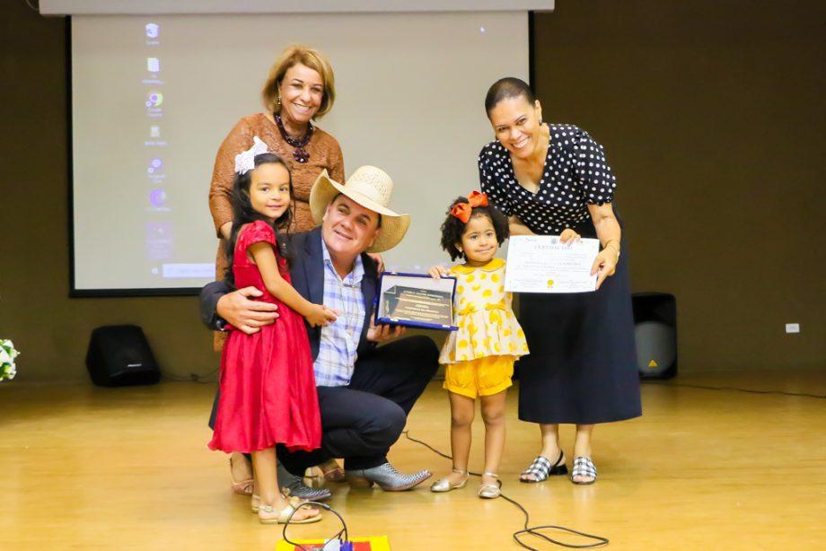 Angelo Guerreiro é homenageado como Prefeito da Criança Angelo Guerreiro é homenageado como Prefeito da Criança