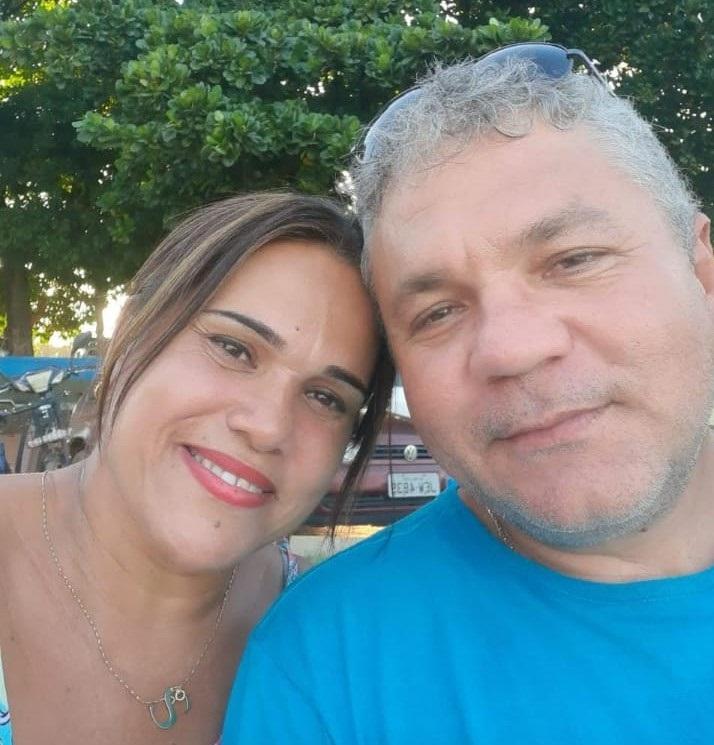 Familiares e amigos fazem vigília de oração a vítima de acidente de trânsito que está na UTI com hemorragia cerebral Familiares e amigos fazem vigília de oração a vítima de acidente de trânsito que está na UTI com hemorragia cerebral