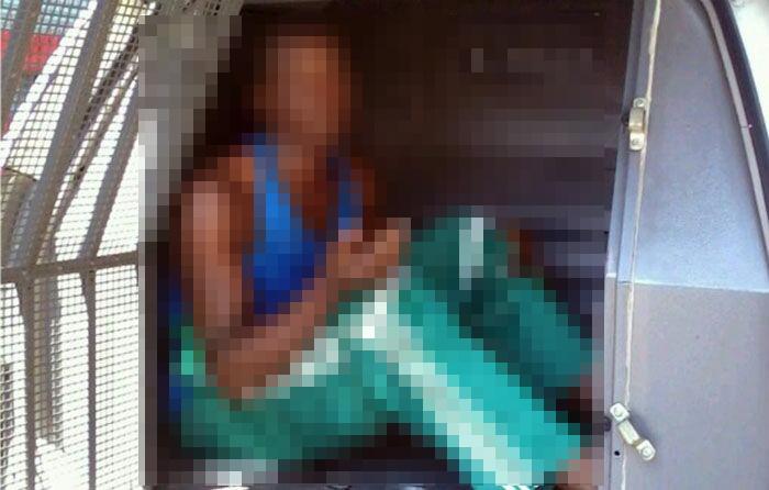 Haitiano tem crédito negado em loja de celular, surta, quebra notebook e dá trabalho à PM em sua prisão 