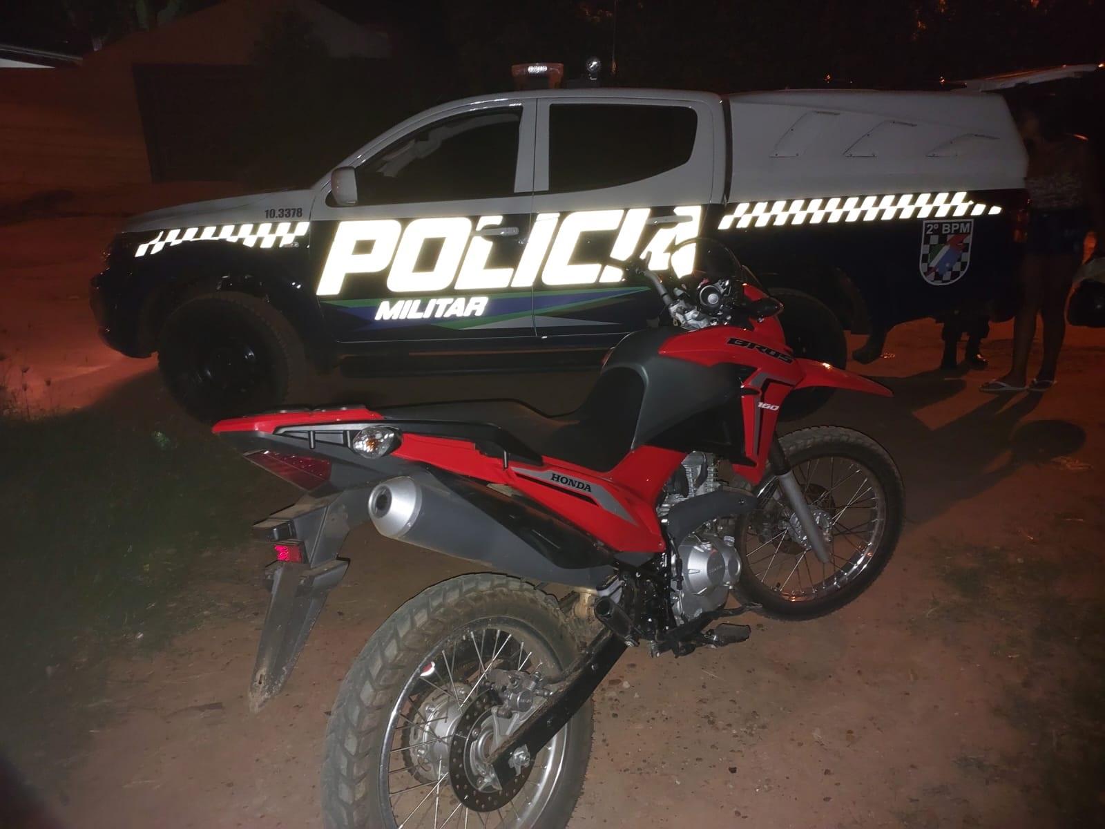 Após denúncia, Força Tática da PM recupera moto furtada na virada do ano 