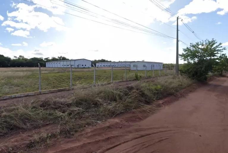 Criminoso invade fábrica e furta cilindros de oxigênio e acetileno no Distrito Industrial