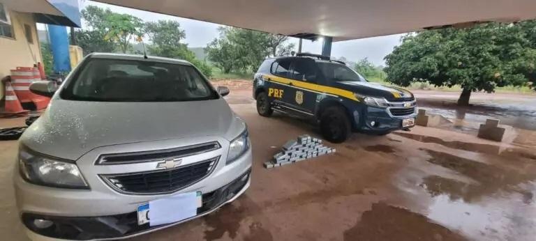 Homem preso com drogas na BR-262 receberia R$ 10 mil pelo transporte 