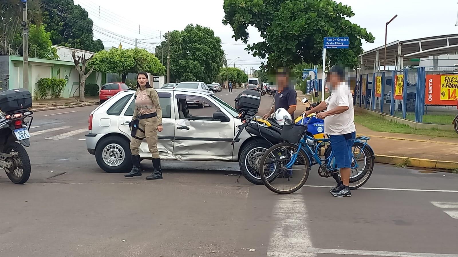 Novo acidente na Rua Orestes Prata Tibery é registrado pela PM 
