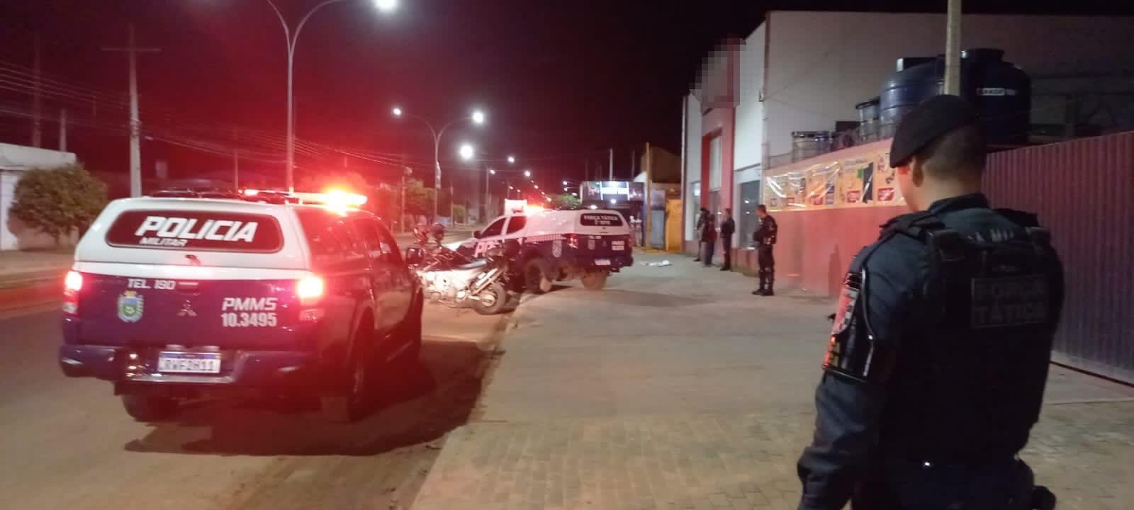 Dois homens e uma mulher que estavam em Voyage com drogas são presos pelo Getam e Tático da PM