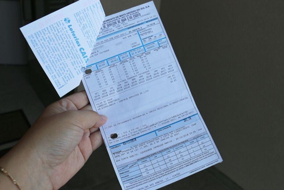 Justiça barra taxa de lixo na conta da Sanesul e consumidor pode exigir devolução em dobro