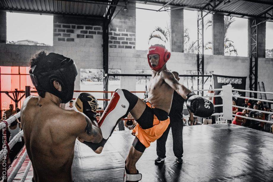 Três-lagoense conquista cinturão de ouro em Open de kickboxing em São Paulo