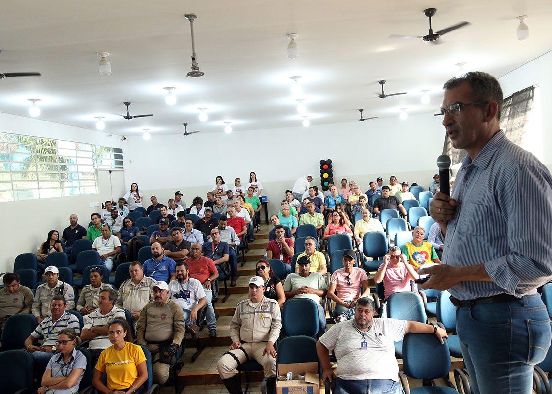 3ª Secont reciclará o conhecimento para educação no trânsito dos servidores/condutores municipais 3ª Secont reciclará o conhecimento para educação no trânsito dos servidores/condutores municipais